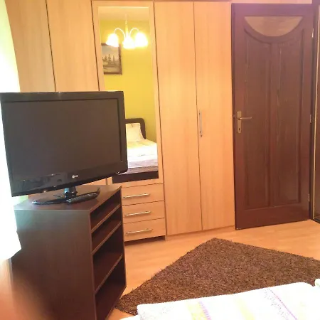 アパート Nikola Udvari Medence